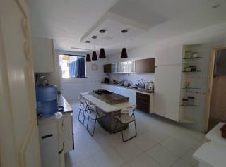 Excelente Oportunidade! Casa na Atalaia em ótima localização com 3/4, sendo 2 suítes