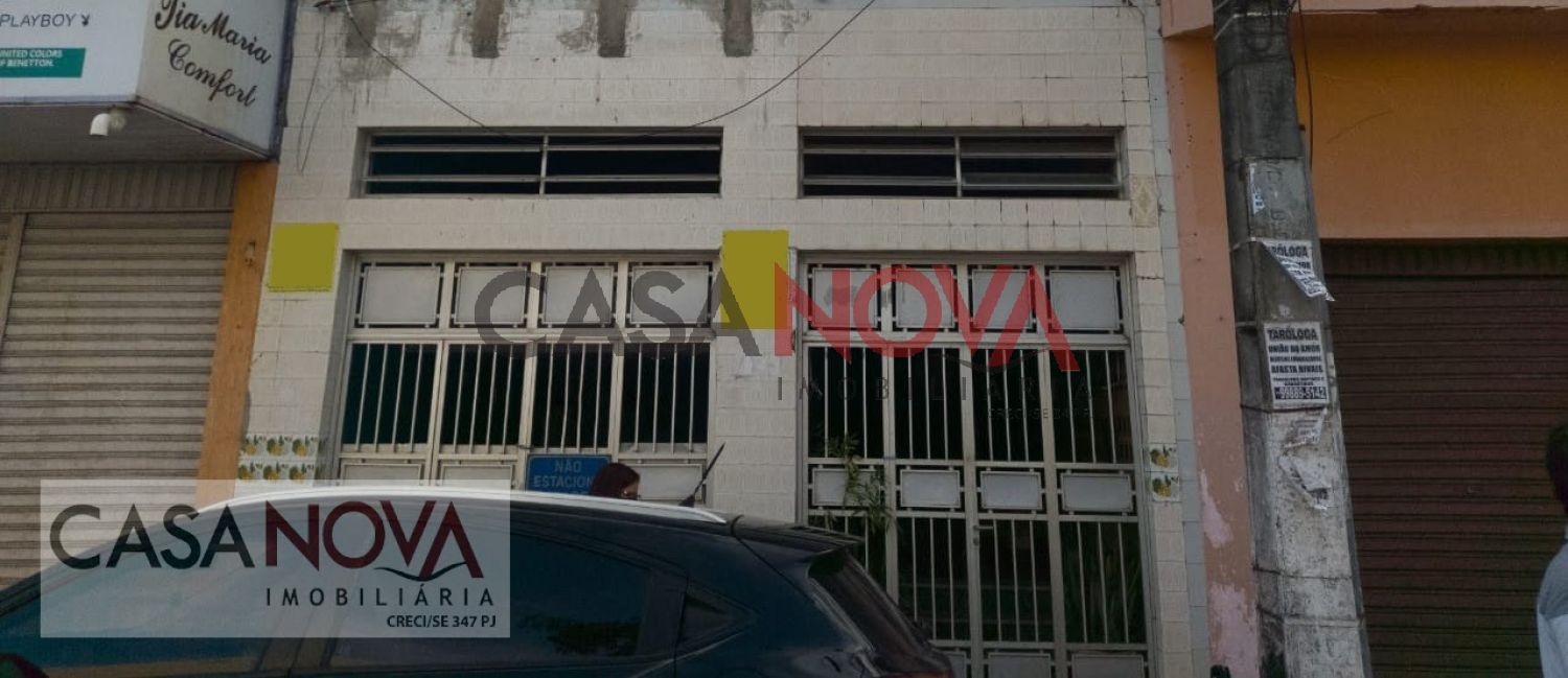 Casa no Centro com 5/4 excelente para comercio