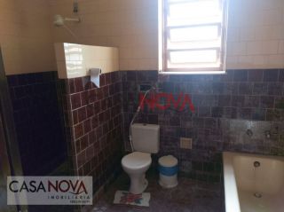 Casa no Centro com 5/4 excelente para comercio