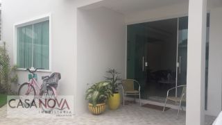 Casa com 5/4 sendo 2 suítes na Farolândia