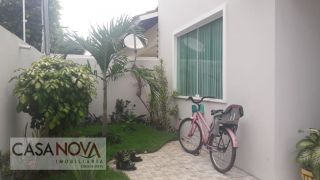 Casa com 5/4 sendo 2 suítes na Farolândia