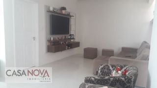 Casa com 5/4 sendo 2 suítes na Farolândia