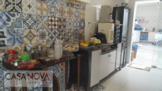 Casa com 5/4 sendo 2 suítes na Farolândia