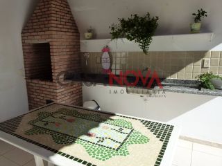 Casa no Bairro Aruana com 2/4