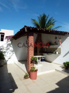 Casa no Bairro Aruana com 2/4