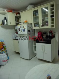 Casa no Bairro Aruana com 2/4