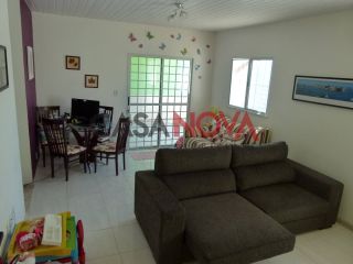 Casa no Bairro Aruana com 2/4