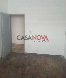 Casa Para Alugar com 4/4 sendo 1 suíte no Pereira Lobo