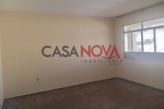 Casa Para Alugar com 4/4 sendo 1 suíte no Pereira Lobo