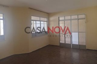 Casa Para Alugar com 4/4 sendo 1 suíte no Pereira Lobo