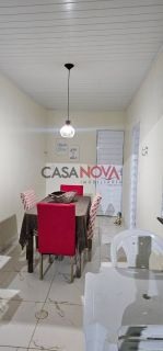 Casa com piscina na Caueira