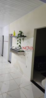Casa com piscina na Caueira