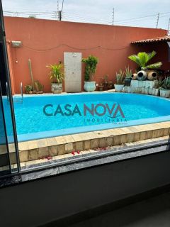 Casa 2/4 com piscina, área gourmet e energia solar na Coroa do Meio