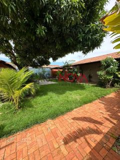 Casa 2/4 com piscina, área gourmet e energia solar na Coroa do Meio