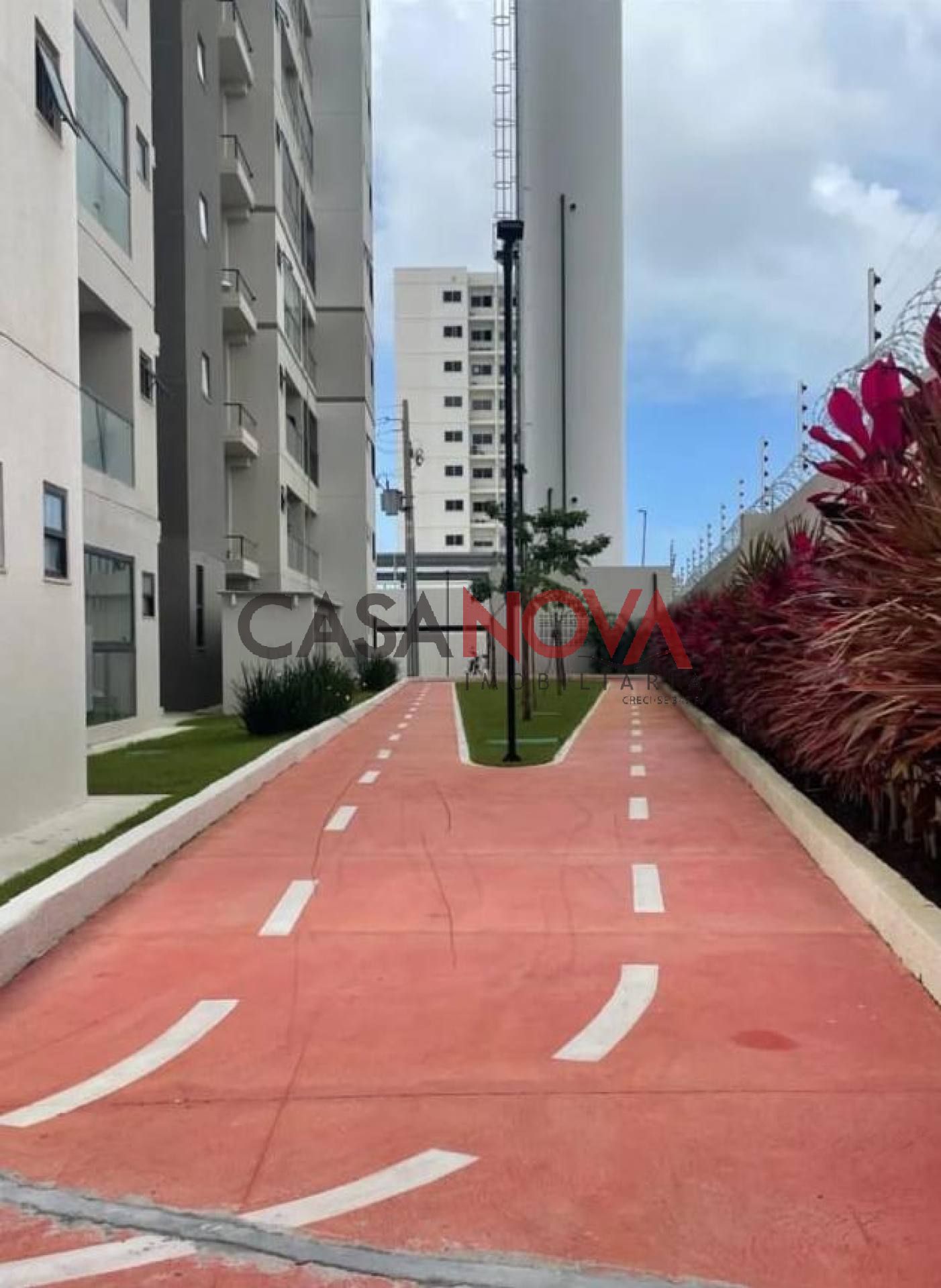 Apartamento com 2/4 na Farolândia