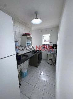 Apartamento com 2/ no Luzia