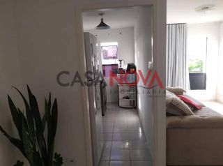 Apartamento com 2/ no Luzia