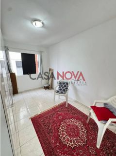 Apartamento com 2/ no Luzia