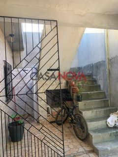 Casa com 2/4 na Caueira