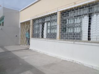Casa na 13 de Julho com grande área