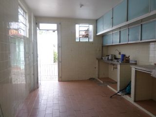 Casa na 13 de Julho com grande área
