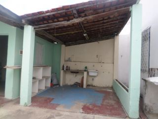 Casa na 13 de Julho com grande área