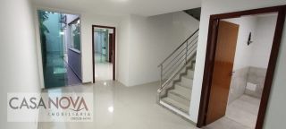 Excelente casa duplex em ótima localização na Atalaia