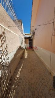 Oportunidade de Investimento-Casa de esquina no Bairro Farolândia com 400m² -