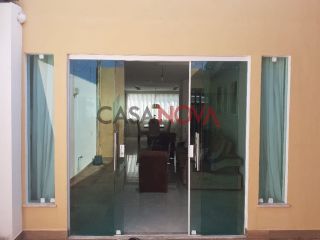 Casa Reformada na Aruana em boa localização com 3/4, sendo 1 suíte