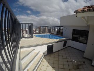 Oportunidade!! Cobertura duplex com piscina privativa.