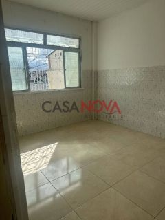 Casa com 4/4 no bairro Suíssa