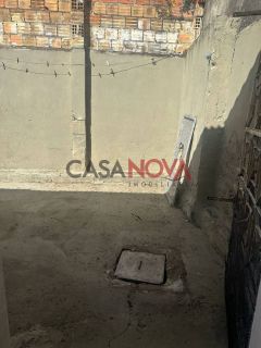 Casa com 4/4 no bairro Suíssa