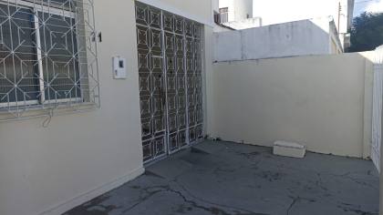 Casa com 4/4 no bairro Suíssa