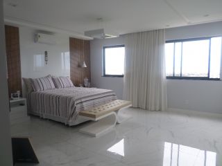 Cobertura triplex mobiliada,VISTA MAR, em Avenida Beira Mar