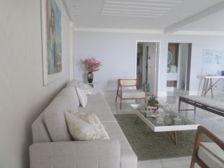 Cobertura triplex mobiliada,VISTA MAR, em Avenida Beira Mar