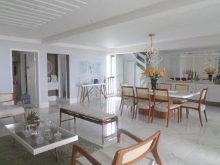 Cobertura triplex mobiliada,VISTA MAR, em Avenida Beira Mar