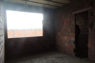 Terreno C/Casa Inacabada - Robalo