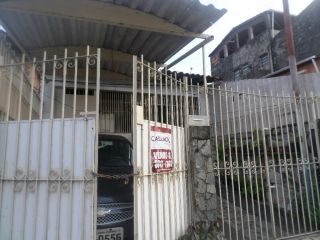 Casa em Ótima Localização - Bairro América