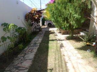 Vendo ou Troca Casa Térrea de esquina na Coroa do meio em ótima localização