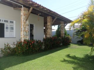 Vendo ou Troca Casa Térrea de esquina na Coroa do meio em ótima localização