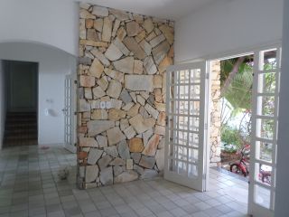Vendo ou Troca Casa Térrea de esquina na Coroa do meio em ótima localização