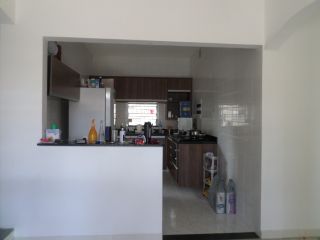 Vendo ou Troca Casa Térrea de esquina na Coroa do meio em ótima localização