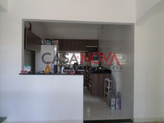 Casa Térrea de esquina em ótima localização na Coroa do meio