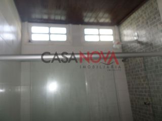 Casa Térrea de esquina em ótima localização na Coroa do meio