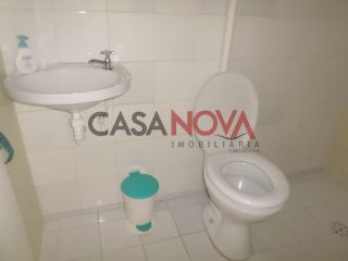 Casa Térrea de esquina em ótima localização na Coroa do meio