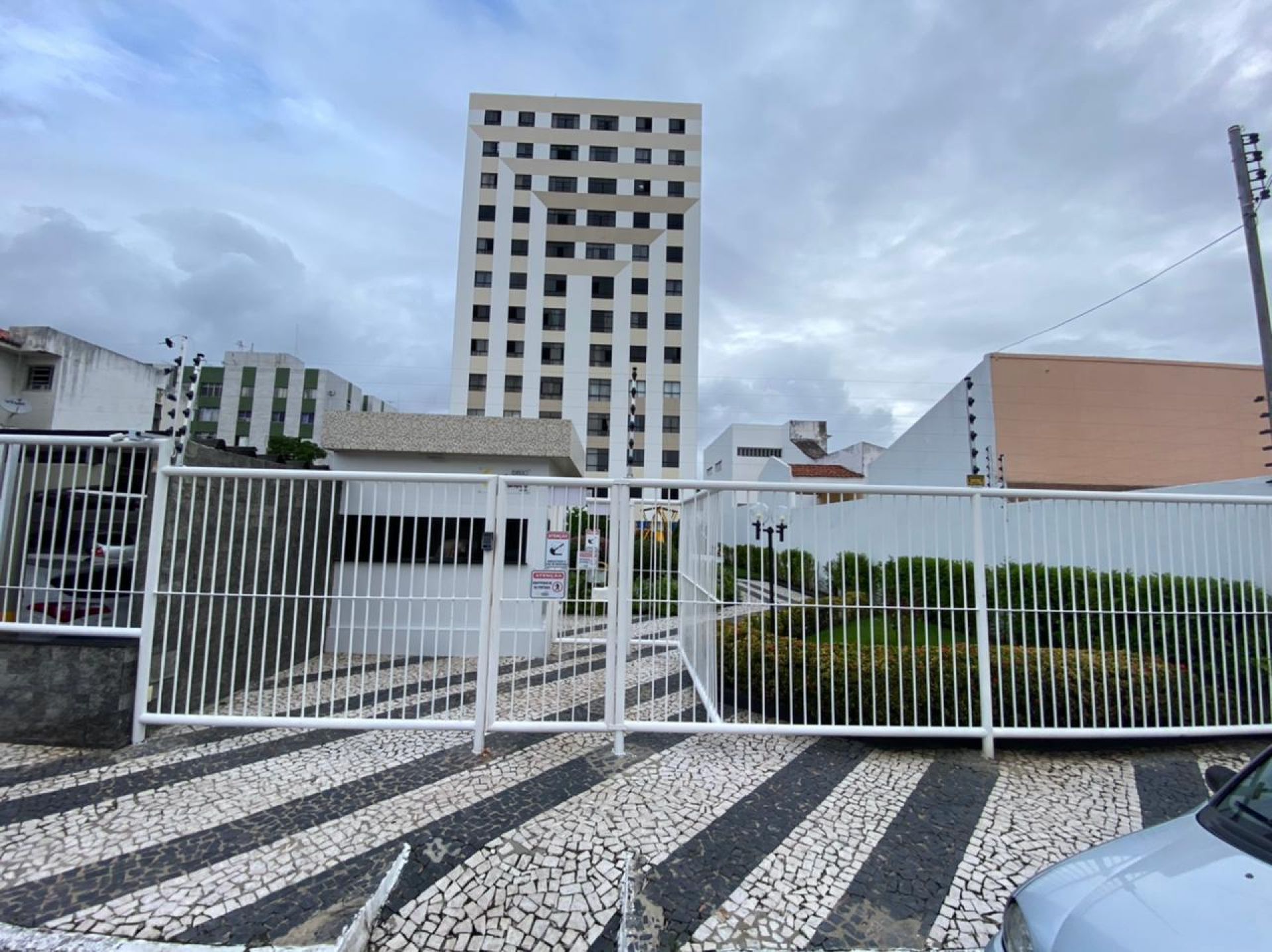 Apartamento Reformado 3/4, e 1 Suíte no Bairro Suíssa.