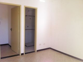 Oportunidade -  Vende-se Residencial com 3 Casas duplex a 800m da praia.