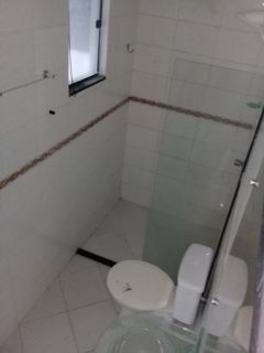 Oportunidade -  Vende-se Residencial com 3 Casas duplex a 800m da praia.