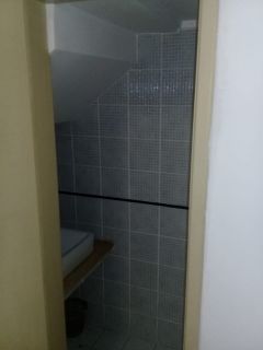 Oportunidade -  Vende-se Residencial com 3 Casas duplex a 800m da praia.