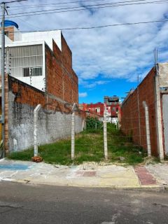 Terreno no Santos Dumont medindo 138 m²